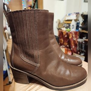UGG Camden Chelsea brown leather boots 1018938
